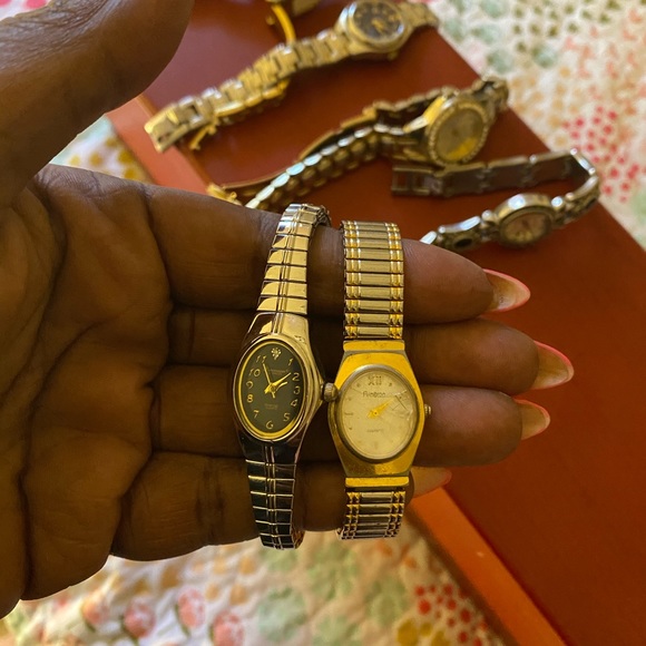 Watches - Picture 8 of 8